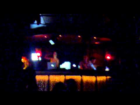 Sala BANDALAI - SONI HILL - 15102010