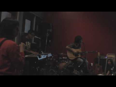 Jesse Barrera - She Was Mine ft. Albert Posis @ Yogurt Time