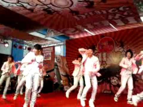 101016 ULZZang cover Super Junior @MBK @ Hello Korea