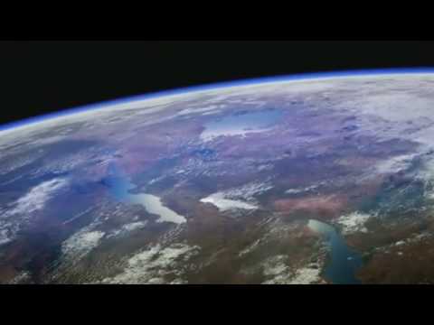 私たちはハイチのための世界25です - 2010年リメイク - マイケル・ジャクソン、スタヴ・アティア、タイラー・ワードとクルー (We Are The World 25 For Haiti - 2010 Remake - Michael Jackson,  Stav Atia, Tyler ward and Crew)