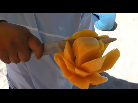 FRUIT CUTTING CRAZY SKILLS! PEOPLE ARE AWESOME! FAST WORKERS.