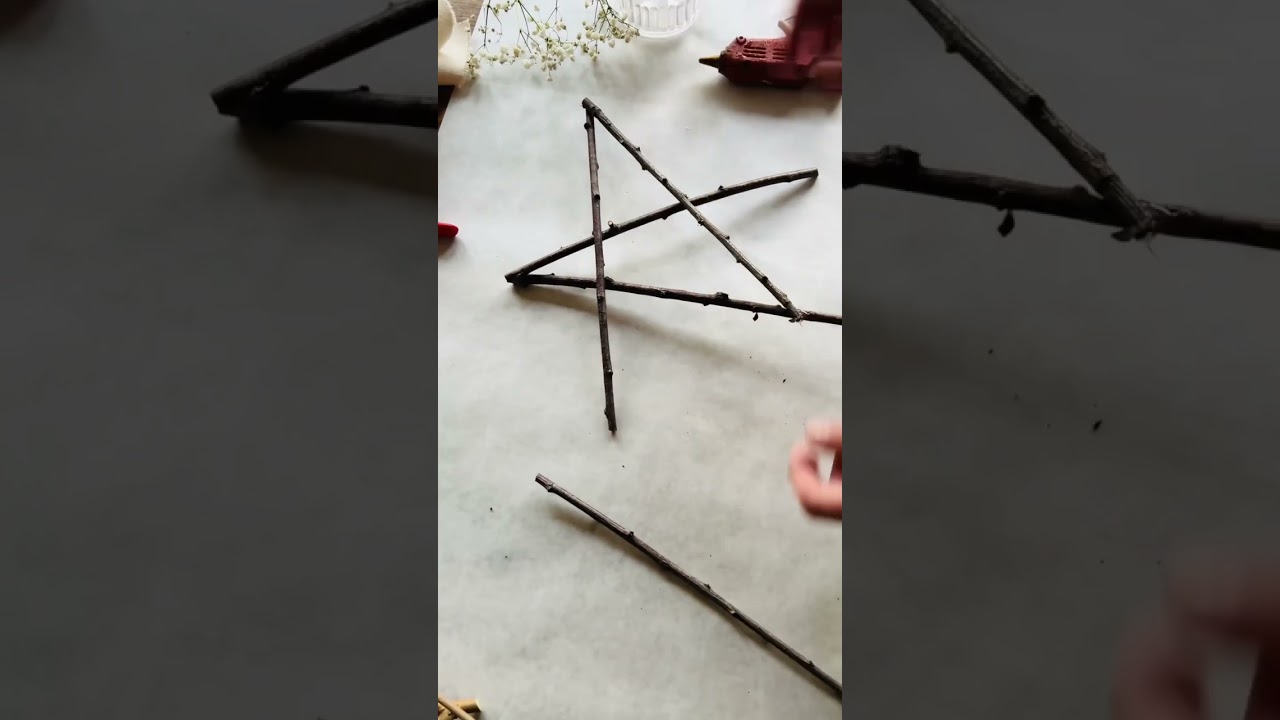 Make Rustic Twig Stars!