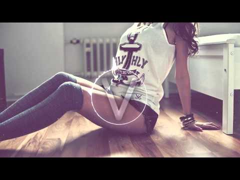 LVX ft. Yung Fusion - Bounce