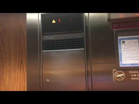 Montgomery Hydraulic Elevator at 500 N Western Avenue Office Building in Lake Forest, Illinois