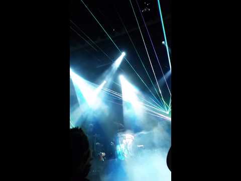 Eoto live boulder Theater