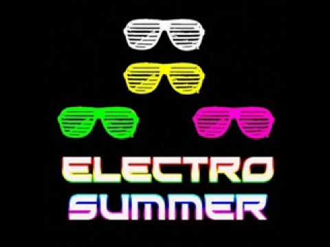 Bootleg : LMFAO VS Dj Chuckie