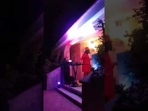 Azzurro,interpretata da Celentano del sud