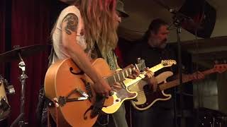 SARAH SHOOK & THE DISARMERS