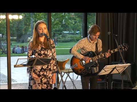 Markéta Vodičková & Filip Vítů - I say a little prayer for you (live) - Markéta Vodičková & Filip
