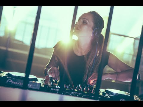 Tempo Company - Deborah De Luca mix (JUST TECHNO || P.Dagger Edit)