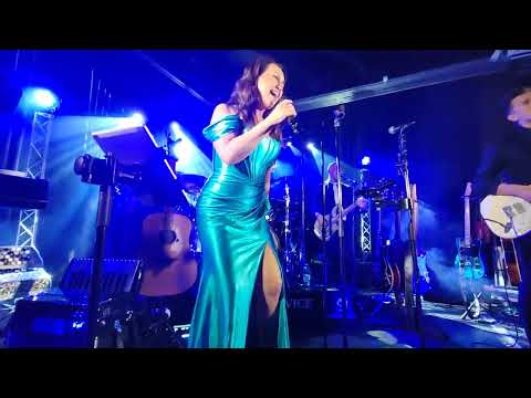 Saija Tuupanen-Ei kauniimpaa💃