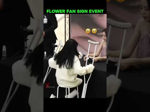 Even though she was injured, she still went to the fansign to meet Jisoo!!🥹🤧 #blackpink #jisoo