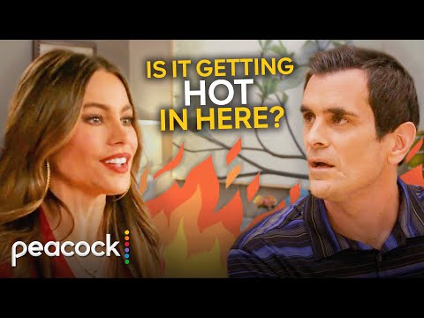 モダン・ファミリー｜フィルがグロリアにドキッとした15の瞬間 (Modern Family | 15 Times Phil Had the Hots For Gloria)