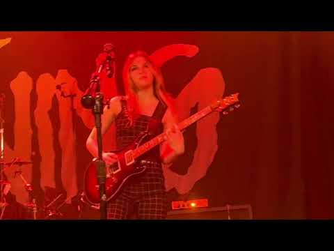 The Warning-Highlights and full songs from Soundcheck and Show Las Vegas 10/7/22 4K Front Row