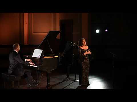 In quelle trine morbide from Puccini's Manon Lescaut