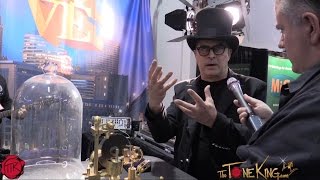 Video thumbnail for Candle Powered Pedal by ZVEX - Candela Vibro Phase - Winter NAMM 2016 by The Tone King