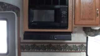 preview picture of video '04 Montana 3685FL 5th Wheel @ Nelson RV'