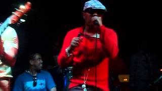 Optimo - Necesito Que Vuelvas A Mi (En Vivo) (Pamplona, 4 De Mayo 2013)