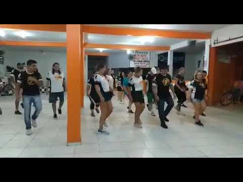 AULA de passinho no GINASTICO grupo flashmania  Dinho e morena