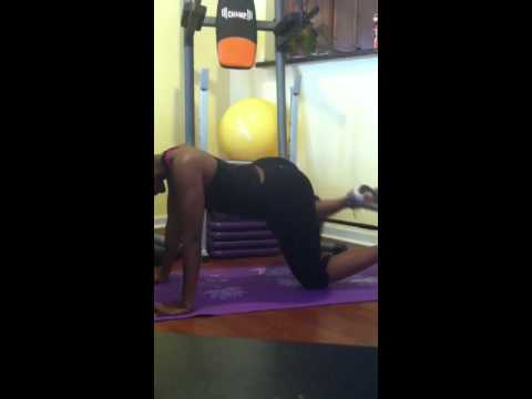 Black Beauty Fitness Club - 30 Day Butts N Guts Holiday Challenge