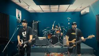 Download lagu Endank soekamti-Satria Bergitar (cover) #endanksoekmti#satriabergitar#cover#livestudio#aliensexist mp3