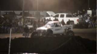 preview picture of video 'Steamboat II Bubbas Mud Ranch Run 1 11/10/2012'