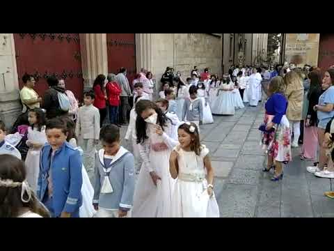 Dos años después, Salamanca acoge la solemne procesión del Corpus Christi