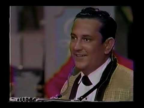 Li'l Wally - Lawrence Welk Show 1966 - Everyone Loves Someone.