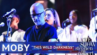 Moby Performs &#39;This Wild Darkness&#39;