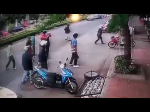 GANGSTER BERAKSI DIDAERAH KP MAKASAR KEC MAKASAR JAKTIM TEREKAM KAMERA PENGINTAI CCTV.