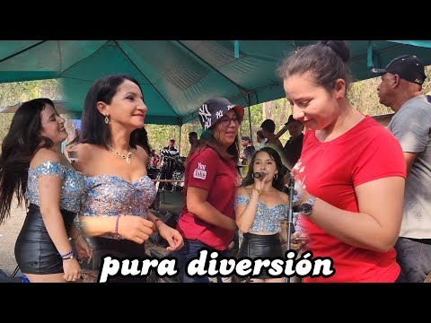 VIAJANDO CON LA CHANCHONA  ATARDECER TROPICAL