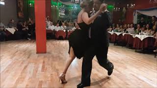 Milonga de los Domingos -  10/02/2019 - Carlitos Espinoza y Noelia Hurtado 3/4