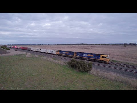 6MP4 Pacific National / TOLL Container Train (1/7/2022) - PoathTV Australian Railways