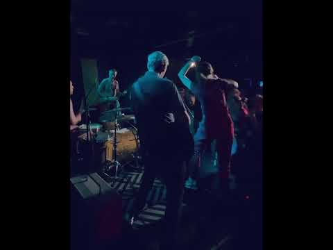 Starzy Singers - Kręci się | Ostatni koncert w Pogłosie, 30.09.2022