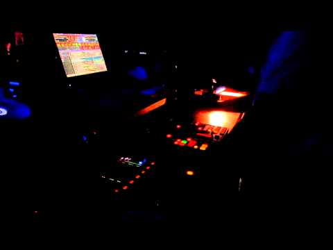 Russische djs ZONE - DJ CAB - Djs für ihre Club, Hochzeit, Party, Jubileum,,,.
