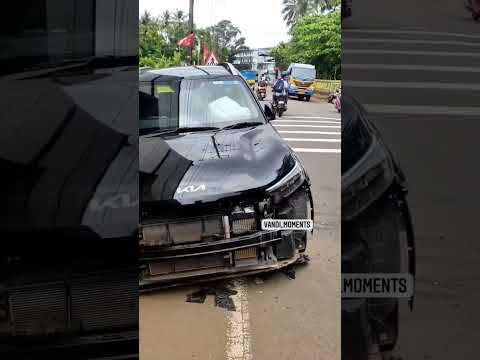 Kia Sonet & Suzuki Swift Live Accident  😮 | Not expected from you KIA 😑  #caraccident #carcrash