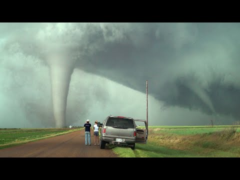 TORNADO TWINS & TRIPLETS!!! Unusual Twisted Tornado Family of May 24, 2016