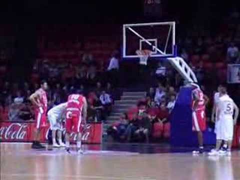 02 03-10-07 BvB BCO-Ninane - Veselin Petrovic scoort 1 vrijw