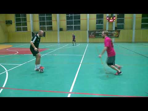 StrefaFutbolu.pl: Kuternogi – Przyjaciele Fryzjera