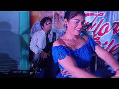 Miguel Salas y Flor Pileña concierto en vivo  Tema:Mix  Cervesita/Amigo