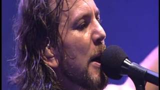 Pearl Jam - Throw Your Hatred Down - live Hurricane 2007
