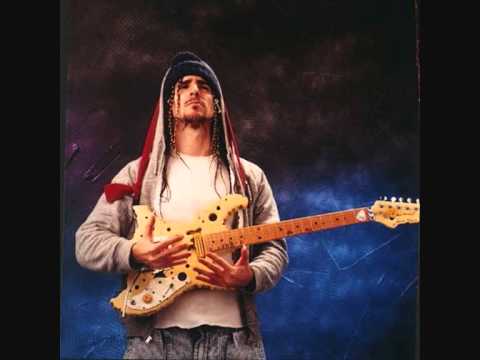 A écouter en préparant Couscous algérien au poulet fermier en sauce piquante