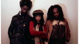 Black Uhuru - Solidarity
