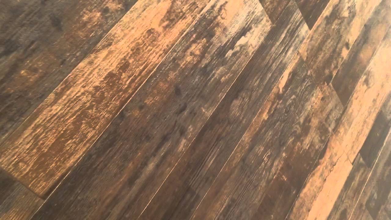 Grès porcellanato effetto legno INVECCHIATO