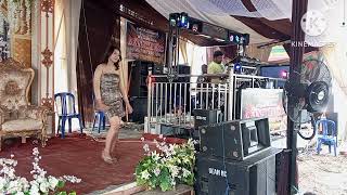 Download lagu BIDUAN CANTIK SUARA MERDU. mp3