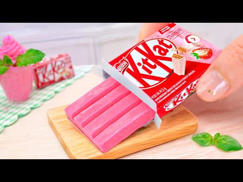 🍫🍓 KITKAT STRAWBERRY CAKE 🍓 So Sweet Miniature Kitkat Pink Ruby Chocolate Cake Decorating Idea
