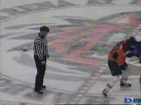 Kevin Westgarth vs Darryl Bootland
