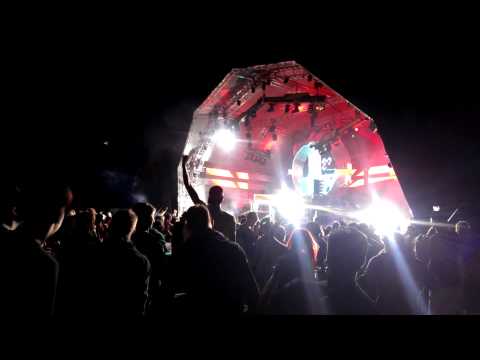 QO & COMPUTERARTIST - Let It Roll Open Air 2015