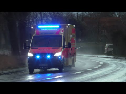 RTW 3 und RTW 2 vom Rettungsdienst Landkreis Aurich Wache Norden