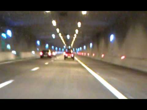 Eerste ritje door de A2 landtunnel bij Utrecht